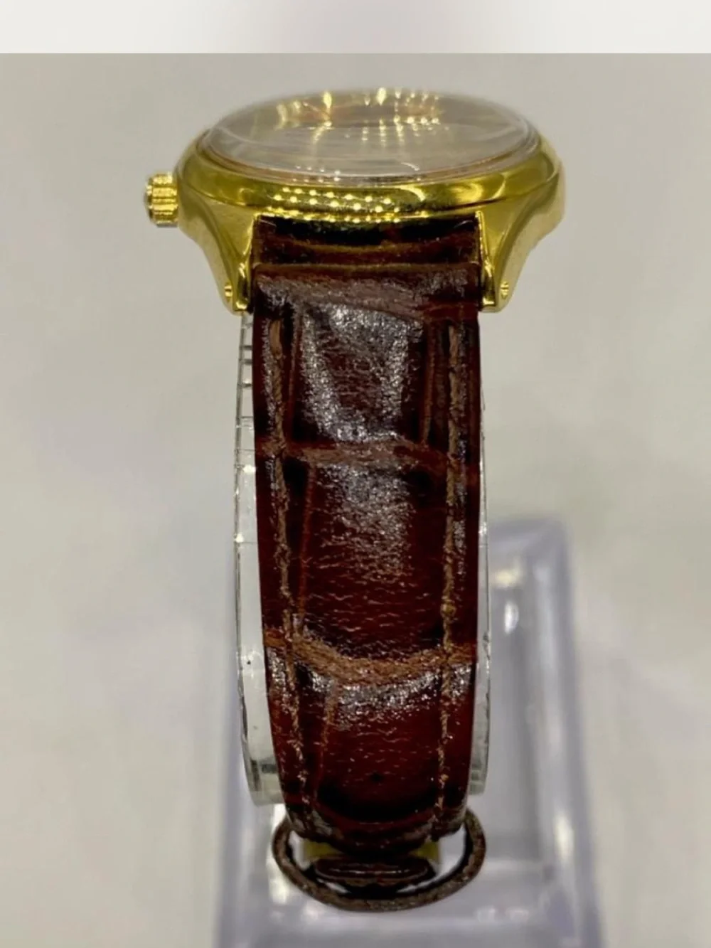 ^^^ Disney ***3d Mickey Mouse Gold Tone Watch” Tan Brown Leather Strap  ***